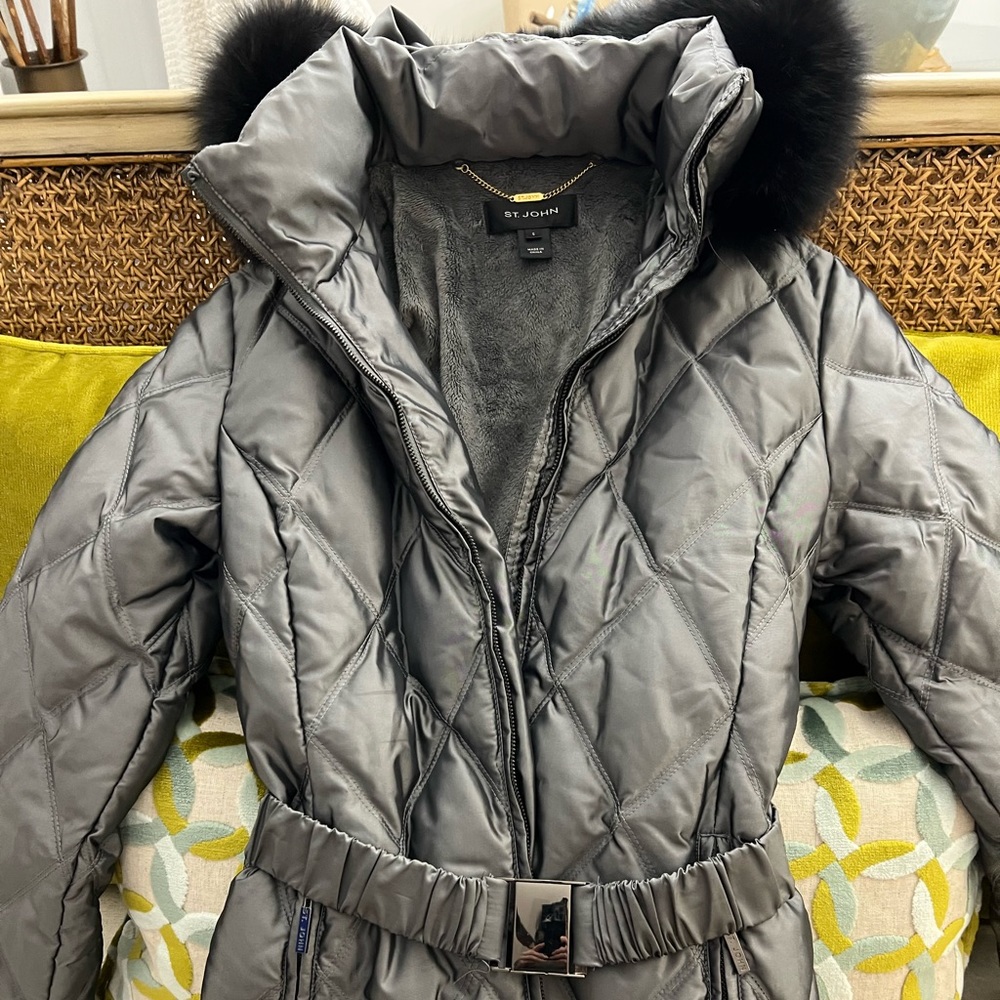 St John Ladies Coat. Size Small